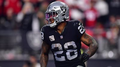 Raiders’ Jacobs to Play vs. Chiefs After Father’s Surgery