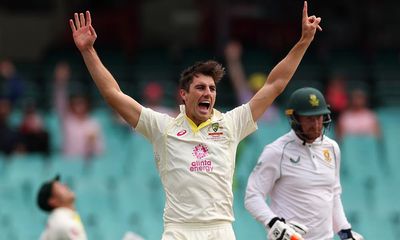 Australia fire after the rain as Pat Cummins leads charge towards win