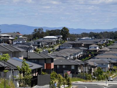 Labor to expand NSW stamp duty waivers