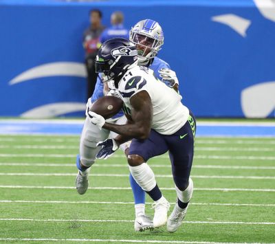 DK Metcalf shares a fitting combo Seahawks, Lions logo for Week 18