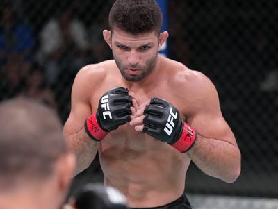 Melquizael Costa steps in vs. Thiago Moises at UFC 283 in Brazil