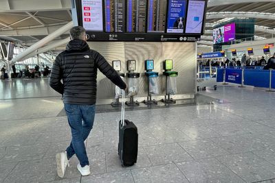 Travellers not convinced airlines would treat them fairly during delays – survey