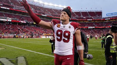J.J. Watt Walks Off to Standing Ovation in Final NFL Game