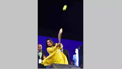 Sports give us our own identity, says Mithali as thousands brave cold wave to see glittering start of KKM season 5