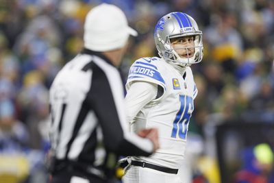 Lions grab lead over Packers on TD set up by long pass