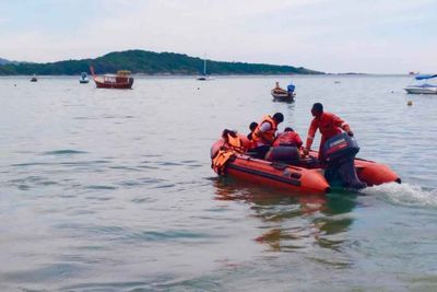 Search for Romanian diver who failed to surface