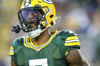 Packers LB Quay Walker ejected for shoving Lions trainer