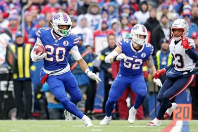 Bills take AFC second seed, Eagles clinch NFC top berth but Packers out