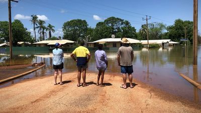 Prime Minister Anthony Albanese announces 'significant' financial flood aid for Fitzroy Crossing