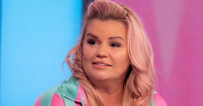 Kerry Katona's on stage injury as daughter steps in to 'save show'