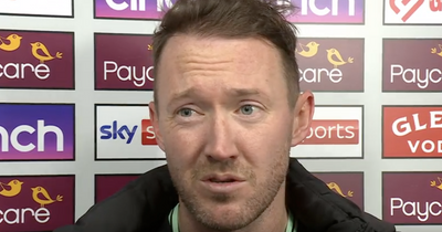 Hibs star Aiden McGeady adamant 'it's not his job' to decide under-fire Lee Johnson's fate