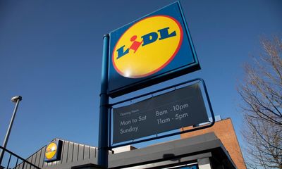 Lidl gained 1.3m British shoppers at Christmas amid living costs crisis