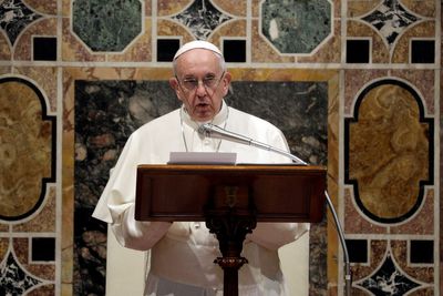 Pope condemns Iran's use of death penalty against protesters