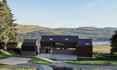 Loch living: a beautiful home on the banks of the Tay