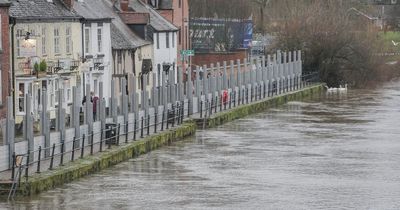 UK town builds enormous wall around River Severn to hold back flood waters in heavy rain