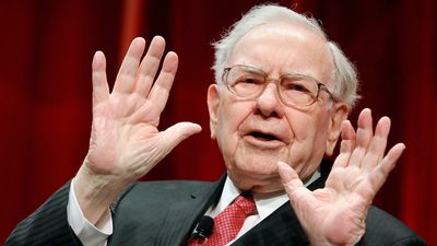 Warren Buffett’s Berkshire Hathaway Stock Is Breaking Out