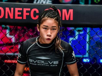 Victoria Lee: Rising MMA star dies aged 18