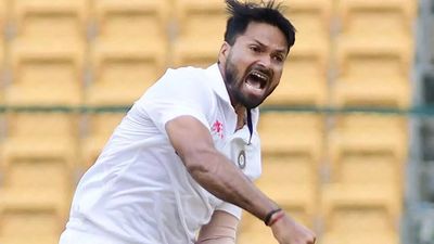 Ranji Trophy: Mukesh Kumar returns to boost Bengal against Baroda
