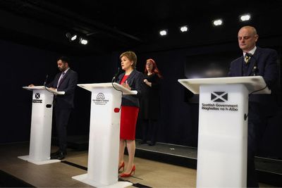 Opposition rounds on Humza Yousaf and ignores Brexit elephant as NHS crisis deepens