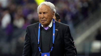 Lee Corso Takes TCU With Headgear Pick After Fake Out