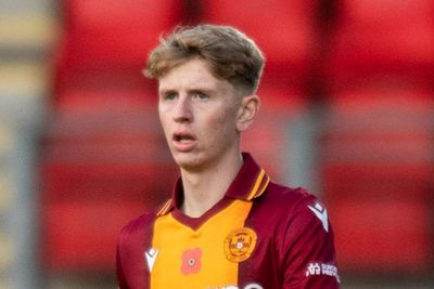 Stuart McKinstry refuses to be drawn in on Motherwell relegation battle