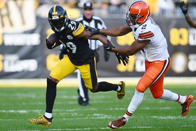 Steelers CB Levi Wallace taking interception ball to Damar Hamlin