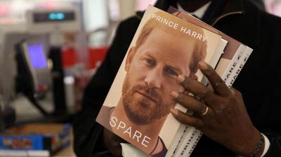 After Months of Hype, Prince Harry's Memoir Goes on Sale
