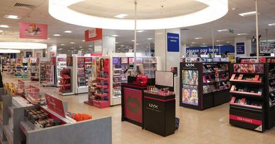Women claim £10 ‘magic in a box’ cream from Boots reduces wrinkles 'overnight'