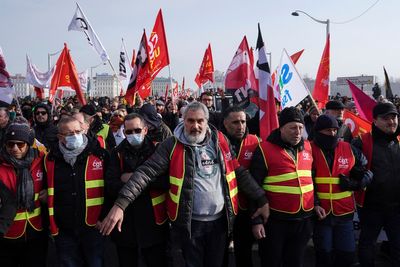 French PM to unveil pension changes that upset many workers