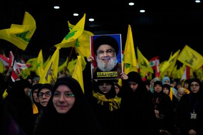 Lebanese Hezbollah condemns Charlie Hebdo cartoons in France