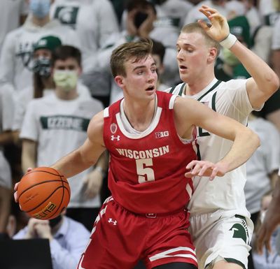Wisconsin leading scorer F Tyler Wahl questionable to play against MSU on Tuesday