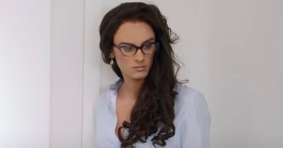 Boyband star looks completely unrecognisable dressed as a woman in unearthed music video
