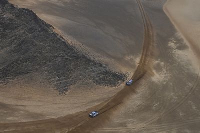 Spectator dies after incident in Dakar Rally