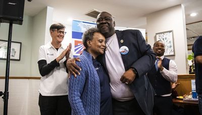 Lightfoot’s ‘No. 1 cheerleader’ in City Council rethinking support over mayor’s failure to call after he accidentally shot himself