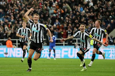 Dan Burn strike sets Newcastle on their way to Carabao Cup semi-final