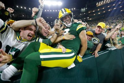 Packers sign 13 players, including QB Danny Etling and 3 new players, to futures deals
