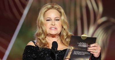 Golden Globes 2023: Jennifer Coolidge makes hilarious Oscars gaffe as she presents award