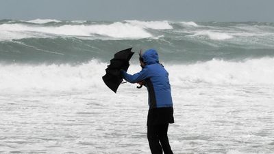 Met Éireann issues Status yellow wind and rain warning for Munster