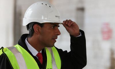 Rishi Sunak has abandoned Tory pledge on workers’ rights, says former jobs tsar