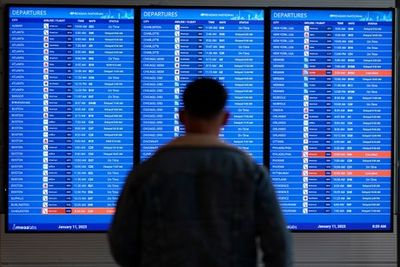 US flights chaos: Grounding order lifted after computer outage halts take-offs across America