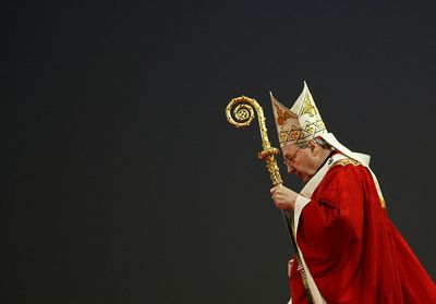 Pope praises Pell for persevering in times of personal trials