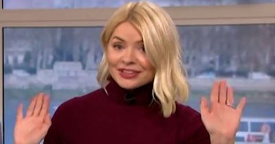Holly Willoughby applauded for statement before stepping in as Phillip Schofield gets into row with guest