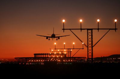 Some flights from Spain to U.S. delayed after glitch