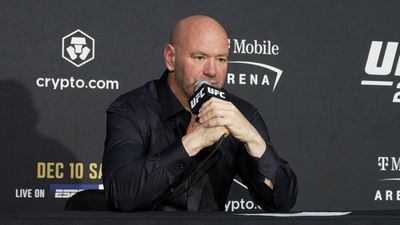 Daniel Cormier says ‘no debate’ Dana White wrong to slap wife, calls out UFC fighters who defend him