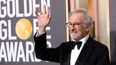 'The Fabelmans' and 'The Banshees of Inisherin' win big at 80th Golden Globes