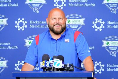 Bill Parcells offers his advice to Giants coach Brian Daboll