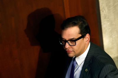 Watchdog: Don't give Santos intel!