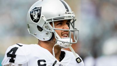 Report: Panthers may consider Raiders QB Derek Carr for 2023