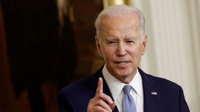 How Biden and Trump's classified doc discoveries have differed