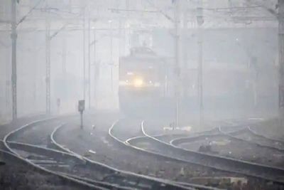 Fog, Low Visibitlity Delay Several Trains In Delhi